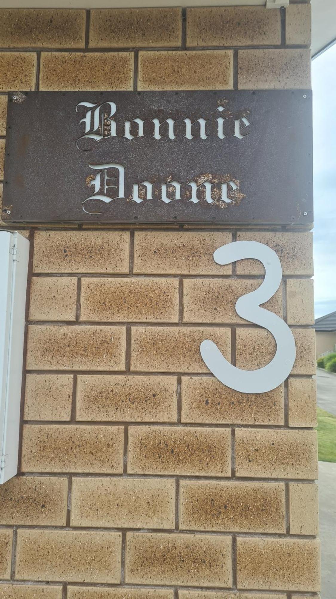Bonnie Doone Hotel Te Awamutu Exterior photo